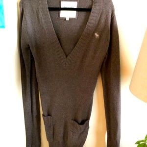 Cute sweater dress from Abercrombie. Size XL.